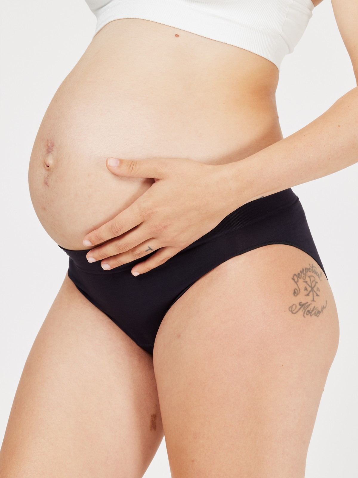 peaches bikini brief - black